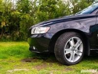 Second-hand Volvo S40 115 CP (84 kW) 2012 Negru Berlinǎ