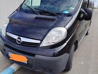 Second-hand Opel Vivaro 114 CP (83 kW) 2013 Negru Monovolum