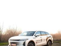 Nouă Omoda 9 455 CP (334 kW) 2025 Culoarealb SUV
