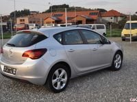 Second-hand Opel Astra 110 CP (80 kW) 2011 Argintiu Berlinǎ