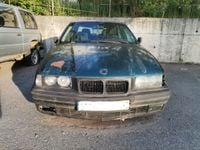 Second-hand BMW 325 143 CP (105 kW) 1994 Verde Berlinǎ
