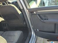 second-hand VW Touran 2006 2l diesel