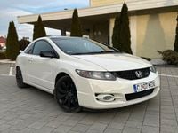 Second-hand Honda Civic 201 CP (147 kW) 2009 Culoarealb Coupe
