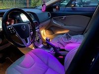 Second-hand Volvo V40 Ocean Race 190 CP (139 kW) 2014 Culoarealbastru Hatchback