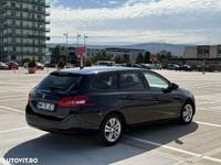 Second-hand Peugeot 308 Active 102 CP (75 kW) 2018 Culoarealbastru Break