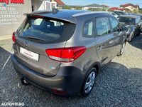 second-hand Kia Carens 1.6 GDI Family