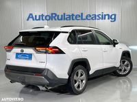 Second-hand Toyota RAV4 Hybrid Active 218 CP (160 kW) 2020 Culoarealb SUV