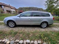Second-hand VW Passat Trendline 140 CP (102 kW) 2008 Gri Break