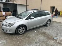 Second-hand Opel Astra 165 CP (121 kW) 2011 Gri Break