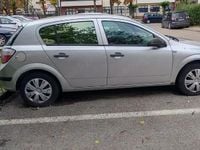Second-hand Opel Astra 90 CP (66 kW) 2006 Hatchback