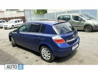 Second-hand Opel Astra 105 CP (77 kW) 2004 Albastru Hatchback