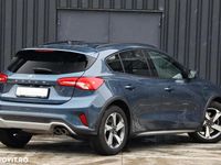 Second-hand Ford Focus Active 120 CP (88 kW) 2019 Culoarealbastru Hatchback