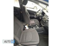 Second-hand Kia Rio 85 CP (62 kW) 2012 Albastru Hatchback