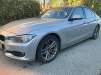Second-hand BMW 320 184 CP (135 kW) 2012 Berlinǎ