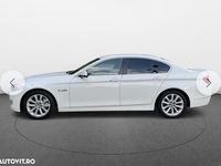 Second-hand BMW 535 Luxury Line 306 CP (225 kW) 2013 Culoarealb Berlinǎ