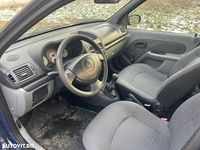 Second-hand Renault Symbol Expression 75 CP (55 kW) 2006 Culoarealbastru Berlinǎ