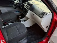 Second-hand Skoda Fabia 75 CP (55 kW) 2011 Culoarerosu Hatchback