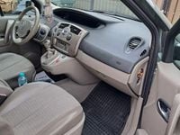 Second-hand Renault Scénic II Privilege 120 CP (88 kW) 2004 Culoareverde Monovolum