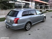 second-hand Toyota Avensis 2.2 D-CAT Combi Executive