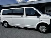 Second-hand VW Caravelle 140 CP (102 kW) 2012 Alb Monovolum