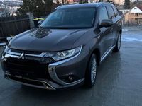 second-hand Mitsubishi Outlander P-HEV 2.4 L 4X4 Instyle