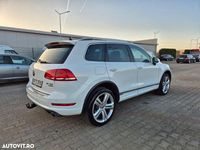 Second-hand VW Touareg Exclusive 245 CP (180 kW) 2014 Culoarealb SUV