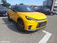 Second-hand Lexus LBX 136 CP (100 kW) 2025 Culoaregalbeuriu SUV