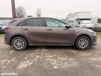 Second-hand Kia Ceed Best 100 CP (73 kW) 2020 Culoaremaro Hatchback