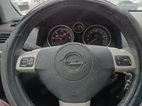 Second-hand Opel Astra 17 CP (12 kW) 2008 Hatchback