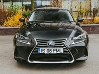 Second-hand Lexus IS300h 223 CP (164 kW) 2018 Negru Berlinǎ