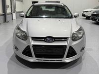 Second-hand Ford Focus Titanium 150 CP (110 kW) 2012 Culoareargint Hatchback