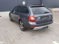 second-hand Skoda Octavia Combi 2.0 TDI 4x4 DSG Scout