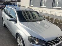 Second-hand VW Passat Comfortline 140 CP (102 kW) 2012 Culoaregri Break
