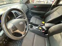 second-hand Hyundai i30 1.4 DOHC GL CLASSIC