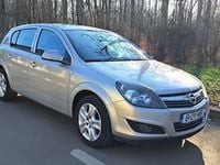 Second-hand Opel Astra 115 CP (84 kW) 2011 Hatchback