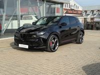 Nouă Alfa Romeo Junior Veloce 205 kW (280 CP) 2025 Negru SUV