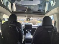 Second-hand Tesla Model Y 150 kW (204 CP) 2022 Culoarealb SUV