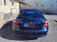 Second-hand Ford Mondeo Ghia 130 CP (95 kW) 2006 Culoarealbastru Berlinǎ