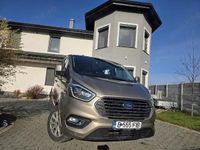 Second-hand Ford Tourneo Titanium 185 CP (136 kW) 2020 Auriu Monovolum