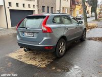 Second-hand Volvo XC60 Summum 163 CP (119 kW) 2009 Culoarealbastru SUV