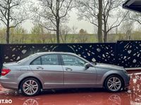 second-hand Mercedes C220 CDI DPF Automatik BlueEFFICIENCY Avantgarde