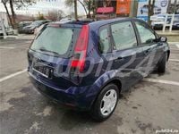 Second-hand Ford Fiesta 80 CP (58 kW) 2003 Albastru Hatchback