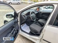 Second-hand Ford Fiesta 90 CP (66 kW) 2004 Argint Hatchback