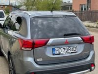 Second-hand Mitsubishi Outlander 172 CP (126 kW) 2016 Gri SUV