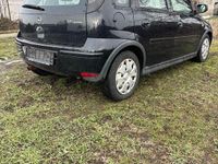 Second-hand Opel Corsa Edition 80 CP (58 kW) 2005 Culoarenegru Hatchback