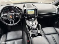 Second-hand Porsche Cayenne Platinum Edition 262 CP (192 kW) 2016 Culoarenegru SUV