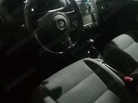 Second-hand VW Touran 140 CP (102 kW) 2011 Monovolum