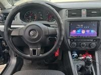 Second-hand VW Jetta 77 CP (56 kW) 2013 Negru Berlinǎ