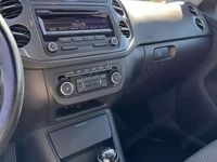 Second-hand VW Tiguan Sportline 163 CP (119 kW) 2011 Culoareargint SUV