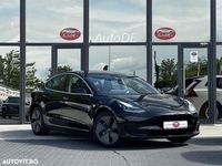 Second-hand Tesla Model 3 225 kW (306 CP) 2019 Negru Berlinǎ